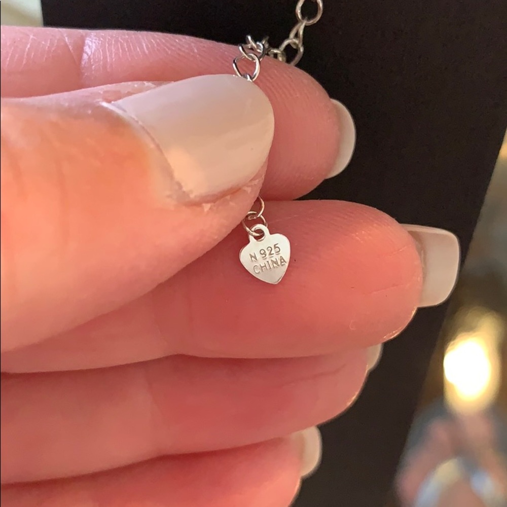 Jewelry - Picture 4 of 5